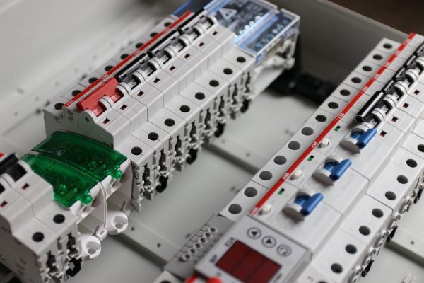 Hampton Wick Electricians